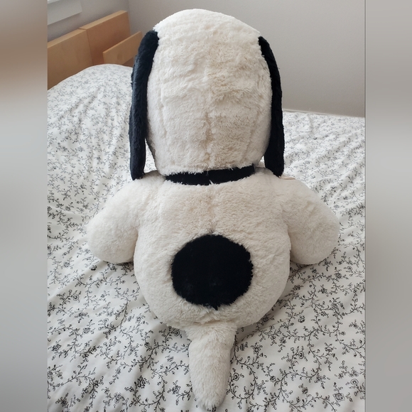 Snoopy - Picture 4 of 5